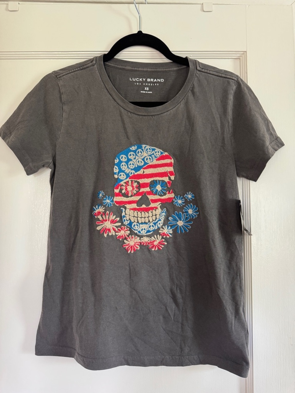 Lucky Brand Charcoal Tee with Red & Blue Floral Skull